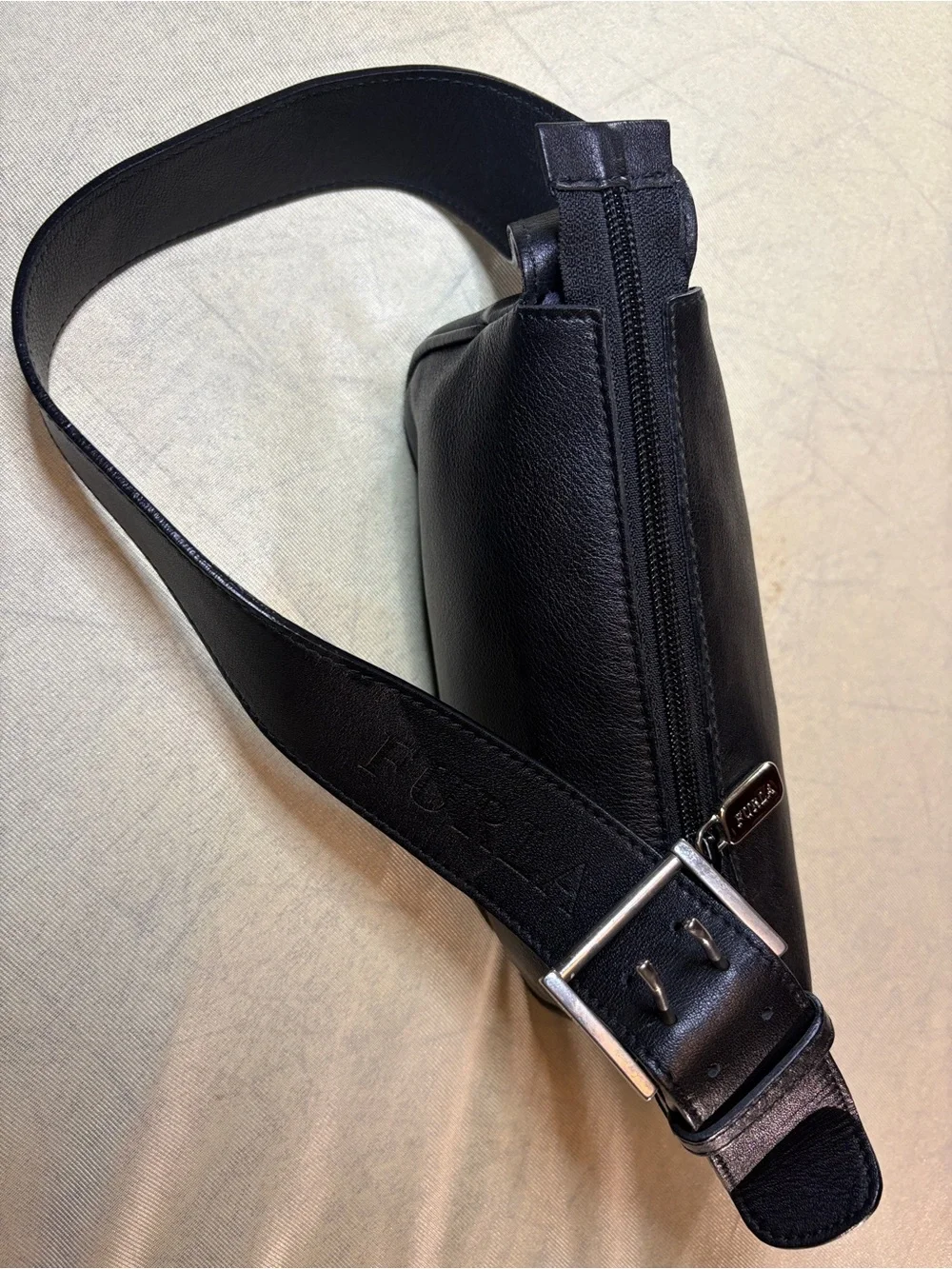 Furla Black Leather Shoulder Bag - Picture 5 of 17